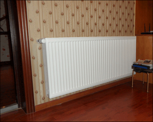 普特斯暖氣片安裝